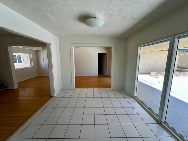 Building Photo - 56769 Joshua Dr