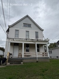 Building Photo - 2757 Norwood Ave