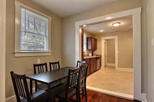 Building Photo - Large 3BR/2BA Ardsley Park Area House For ...