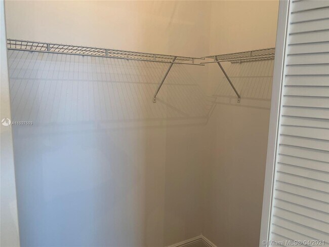 Building Photo - 6365 Collins Ave