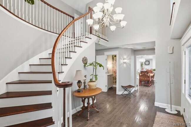 Building Photo - 125 Amberwood Dr