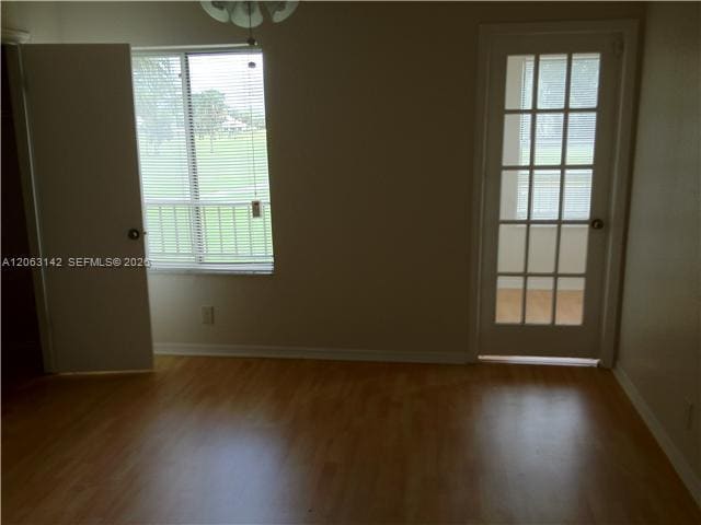 Building Photo - 3350 Pinewalk Dr N