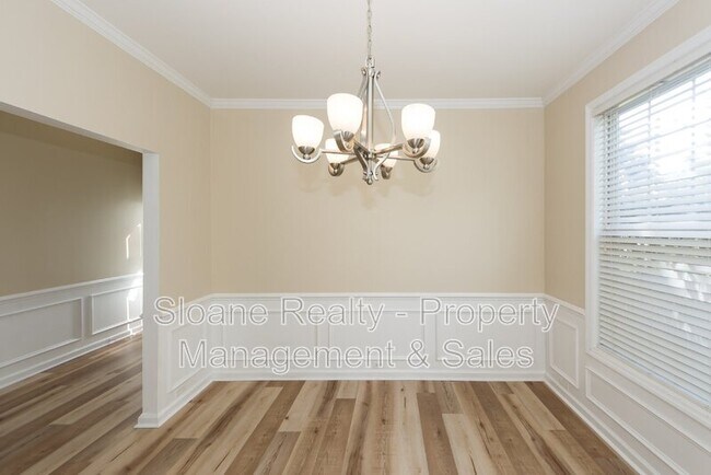 Building Photo - 112 Tanglewood Cir