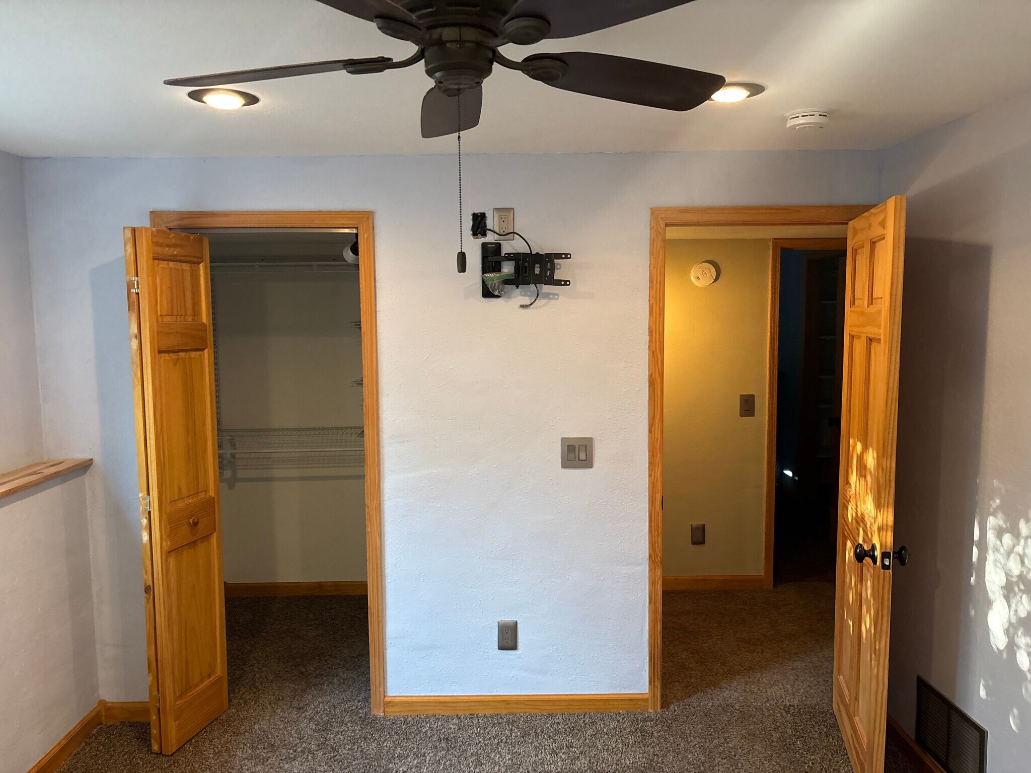 Building Photo - 3306 Champion Dr