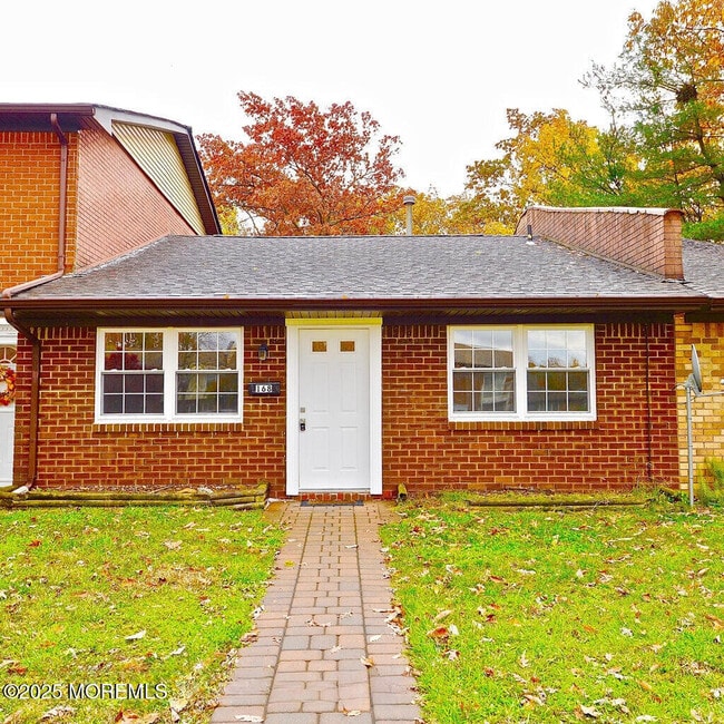 Building Photo - 168 Esmeralda Ct