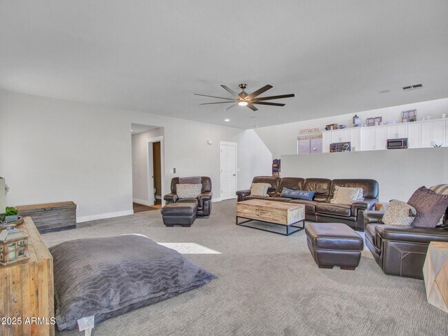 Building Photo - 4326 W Kenai Dr