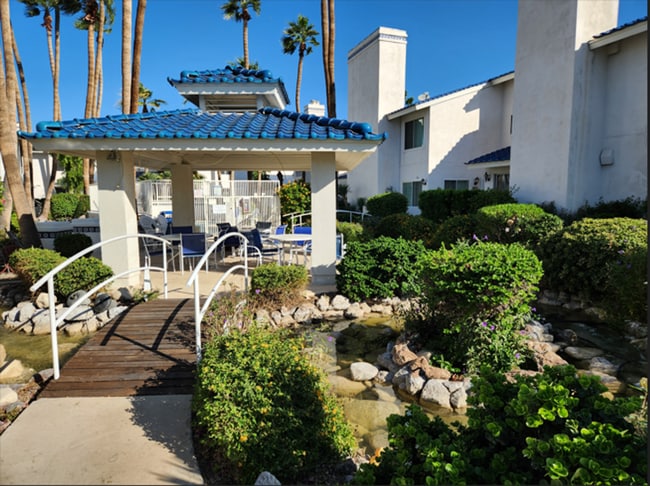 Primary Photo - Furnished - 2 bed / 1.5 Bath Available for...