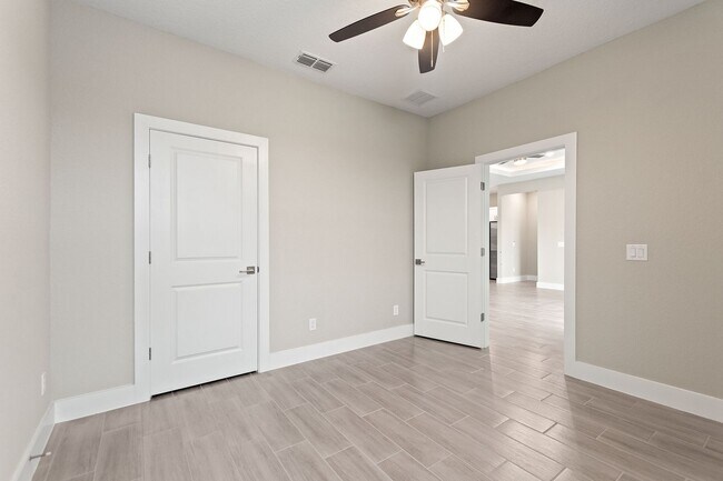 Building Photo - Deposit-Free! Modern, energy efficient hom...