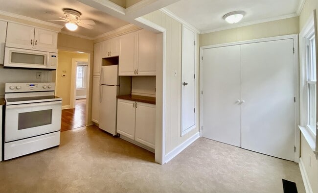 Building Photo - 3905 Pendergrass St