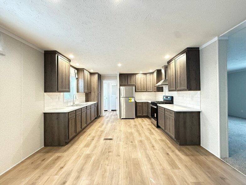 Building Photo - 29652 Cambridge Ct