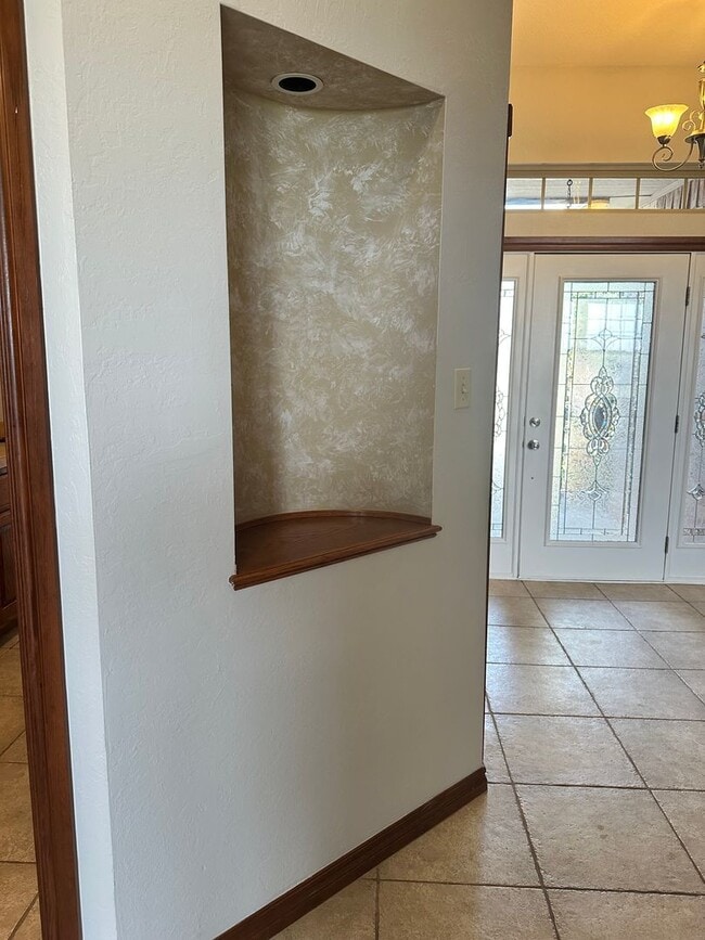 Building Photo - Great Home located in Dove Creek!$250.00 o...
