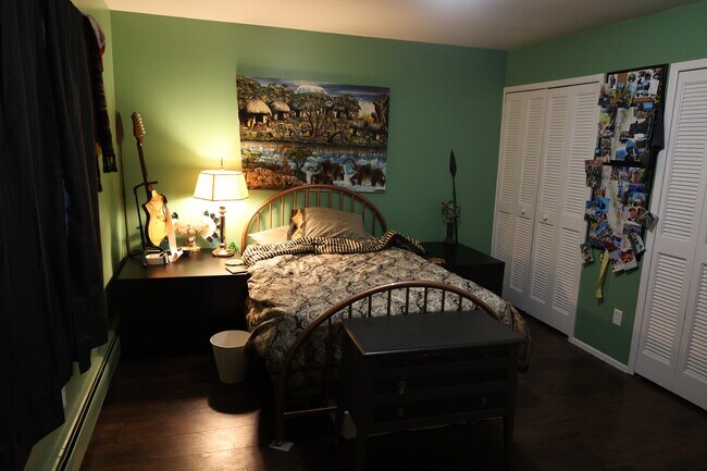 Building Photo - 19800 W 12 Mile Rd