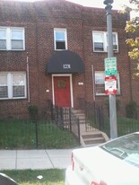 Building Photo - 1231 Holbrook Ter NE
