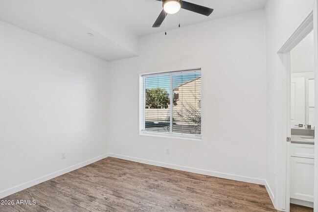 Building Photo - 3021 W Williams Dr