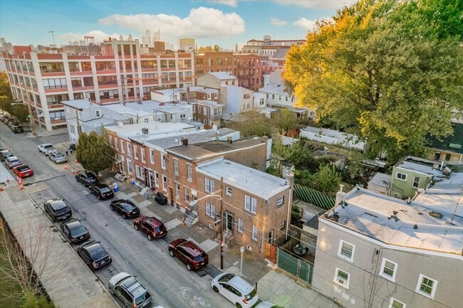 Building Photo - 1730 Memphis St