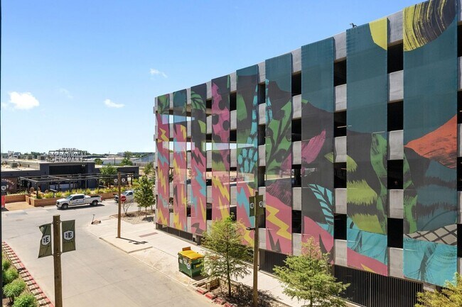 Building Photo - 4315 S Congress Ave