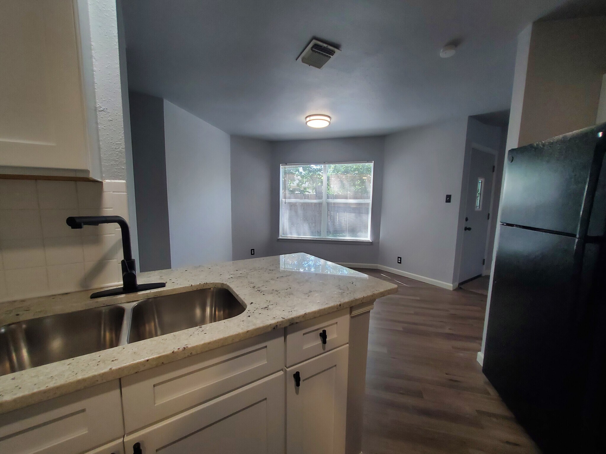 Building Photo - 4082 Enchanted Sun