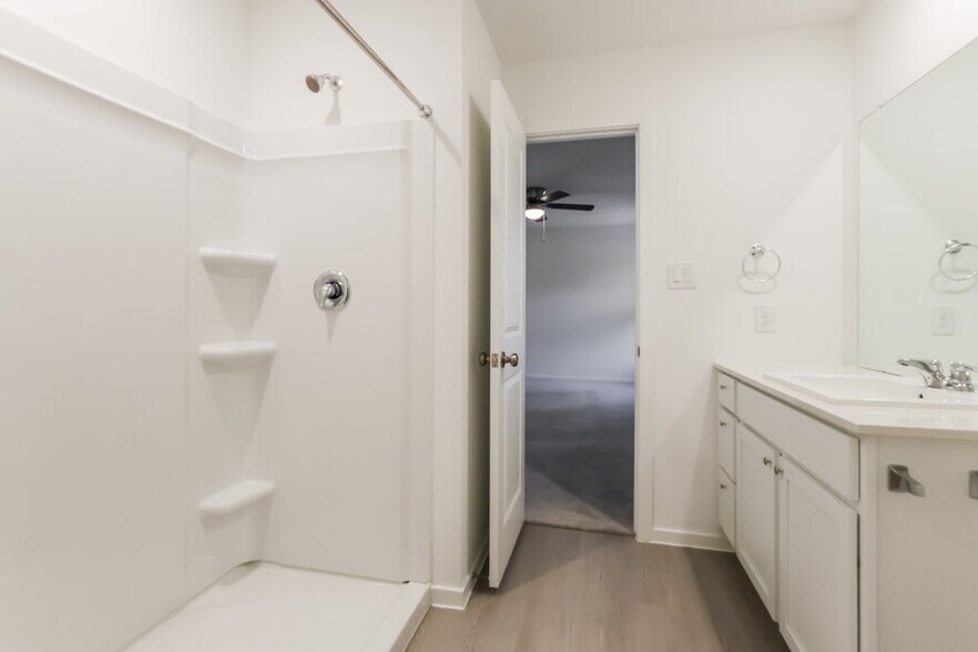 Building Photo - 1705 Lofty Cedar Ct