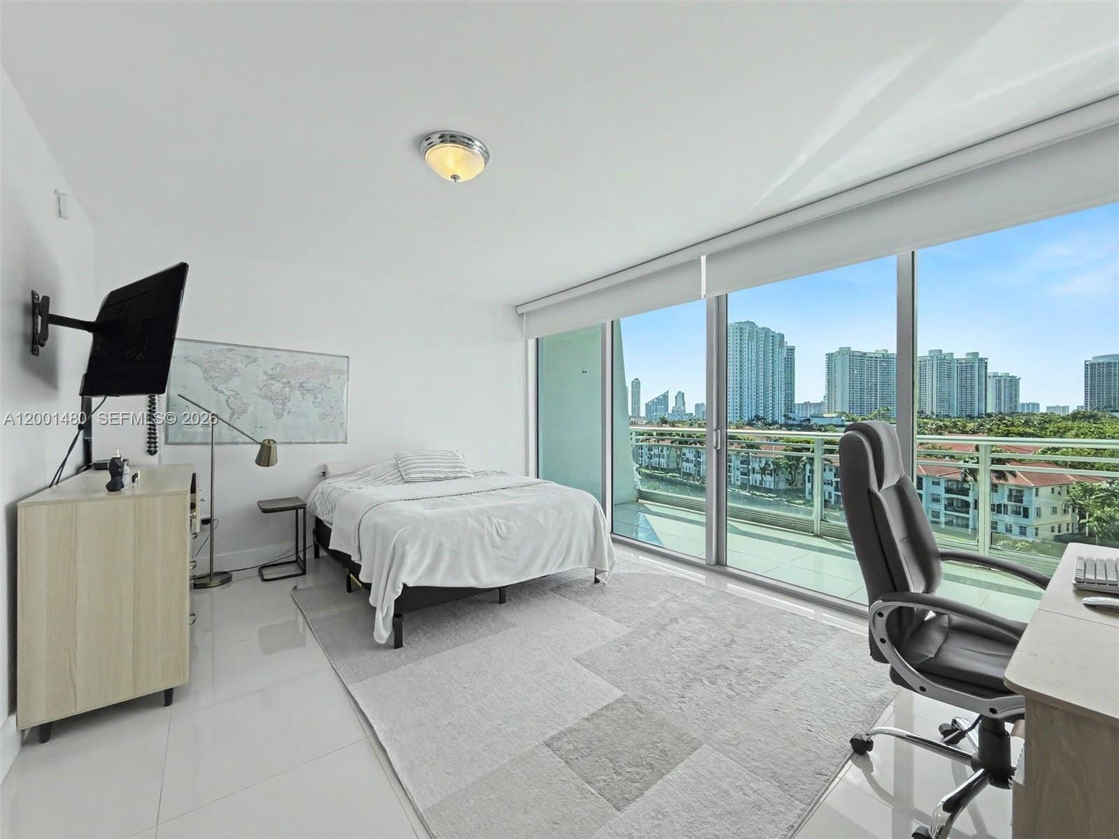 Building Photo - 2950 NE 188th St