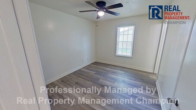 Building Photo - 2909 Spaulding Dr