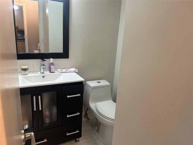 Building Photo - 8900 Washington St