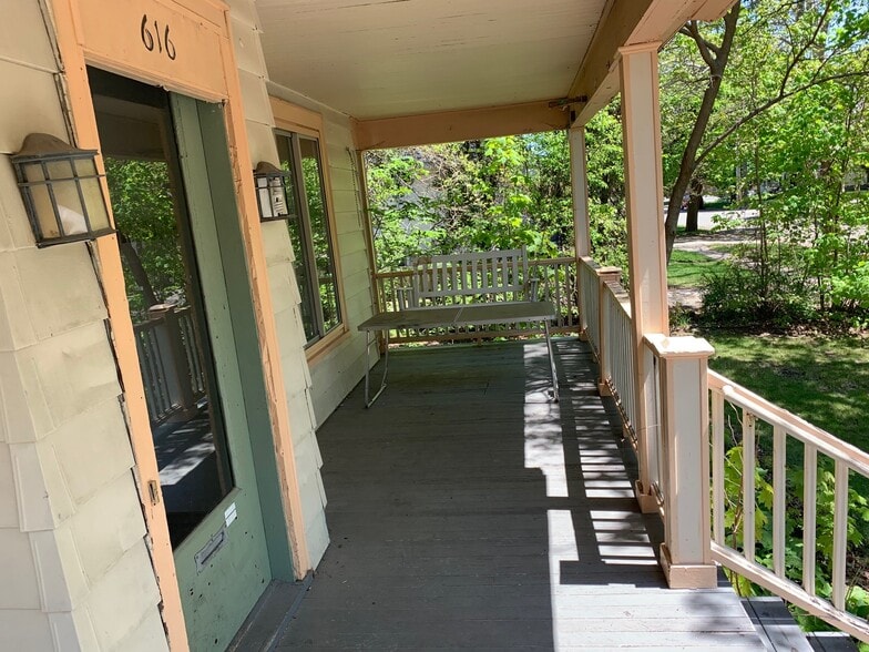 Primary Photo - 616 W Cedar St