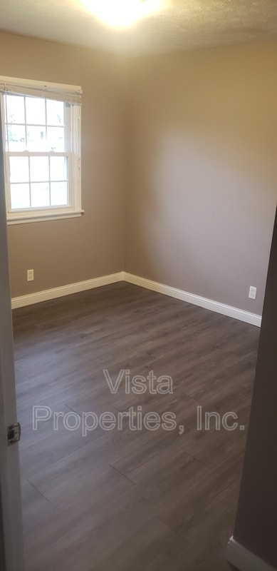 Building Photo - 4608 Aral Dr