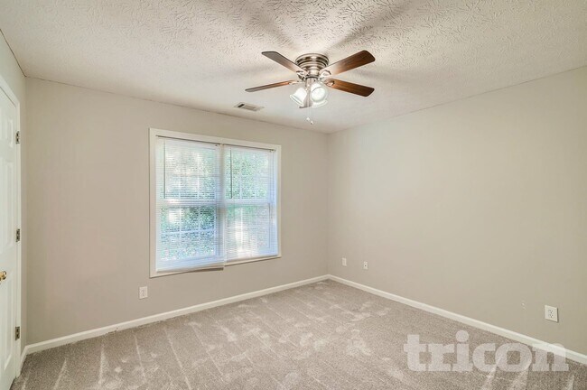 Building Photo - 1751 Stillbrook Way NE