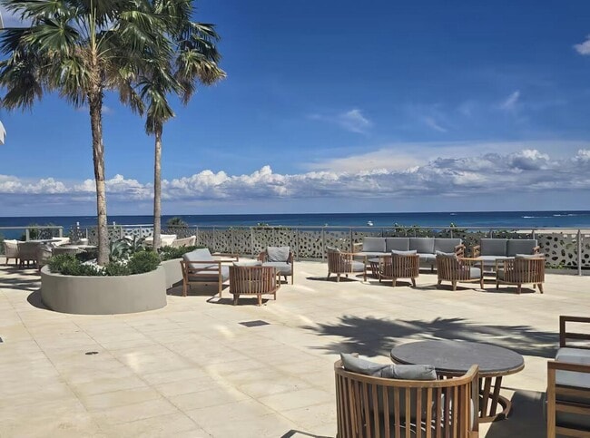 Building Photo - 3100 N Ocean Dr