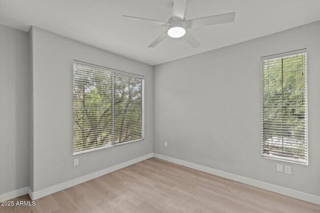 Building Photo - 11680 E Sahuaro Dr