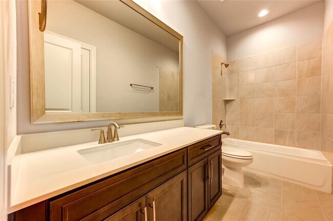 Building Photo - 4209 Colony Pines Ln