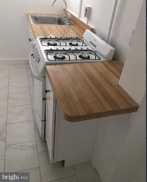 Building Photo - 2121 N Street NW Unit 2