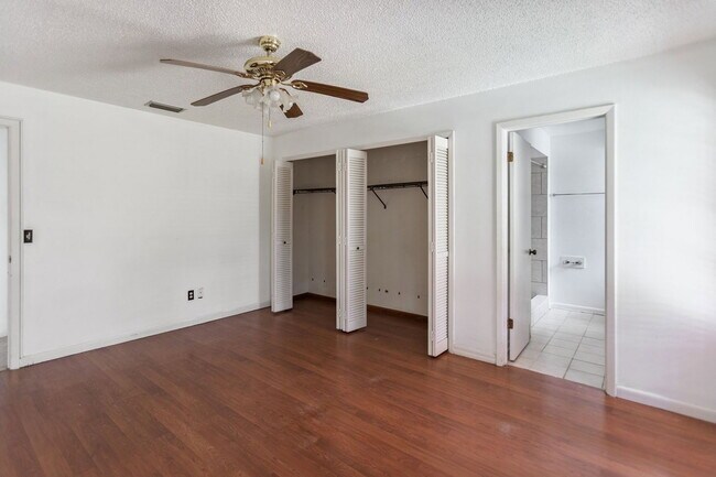 Building Photo - 14907 Coldwater Ln