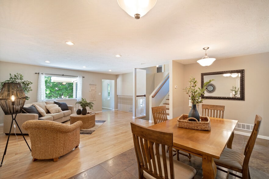 Dining Room/Living Room - 150 Ranae Dr