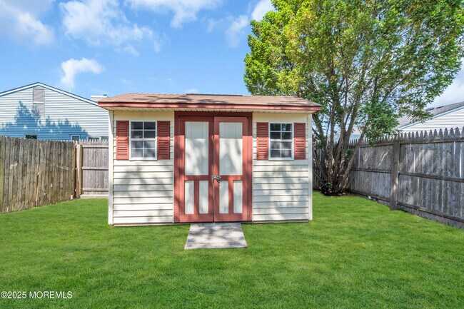 Building Photo - 562 Innkeeper Ln