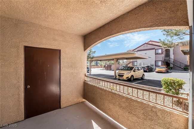 Building Photo - 9580 W Reno Ave