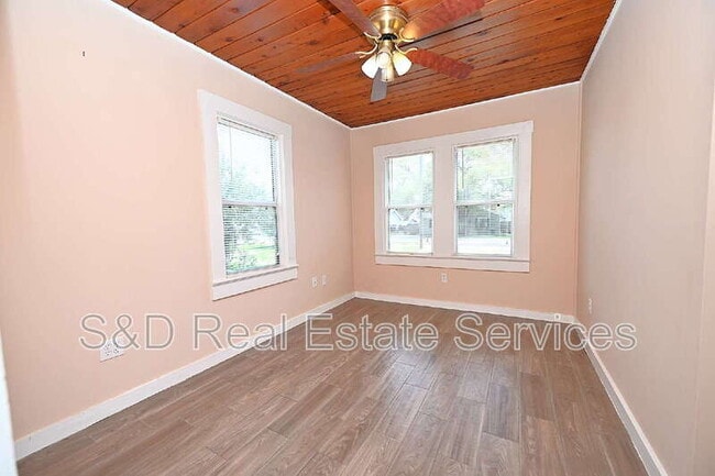 Building Photo - 4629 Old Rd 37