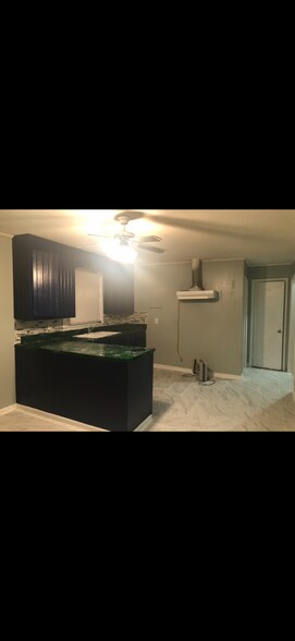 Building Photo - 87 Dairy St