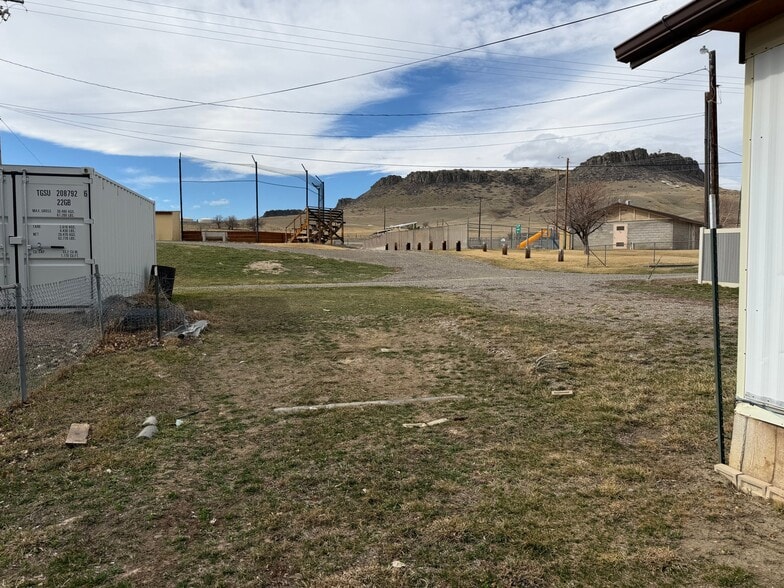 Building Photo - 227 4th St N