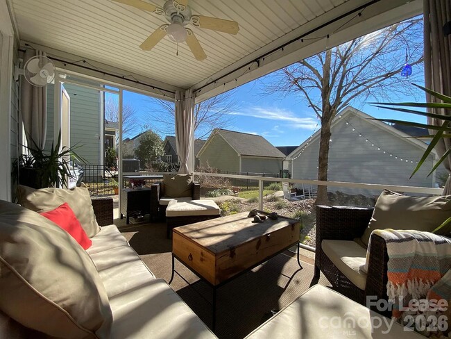 Building Photo - 2410 Woodward Ave