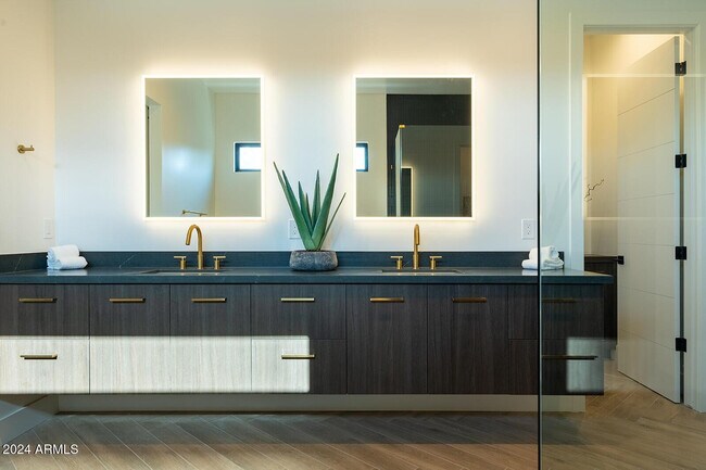 Building Photo - 13696 N 88th Pl