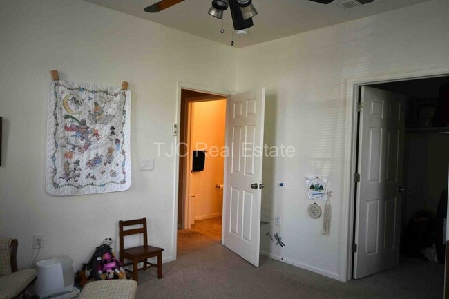 Building Photo - 9042 E 24th Pl