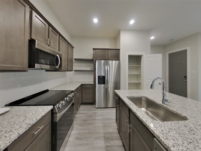 Building Photo - 22631 Terrazzo Dr