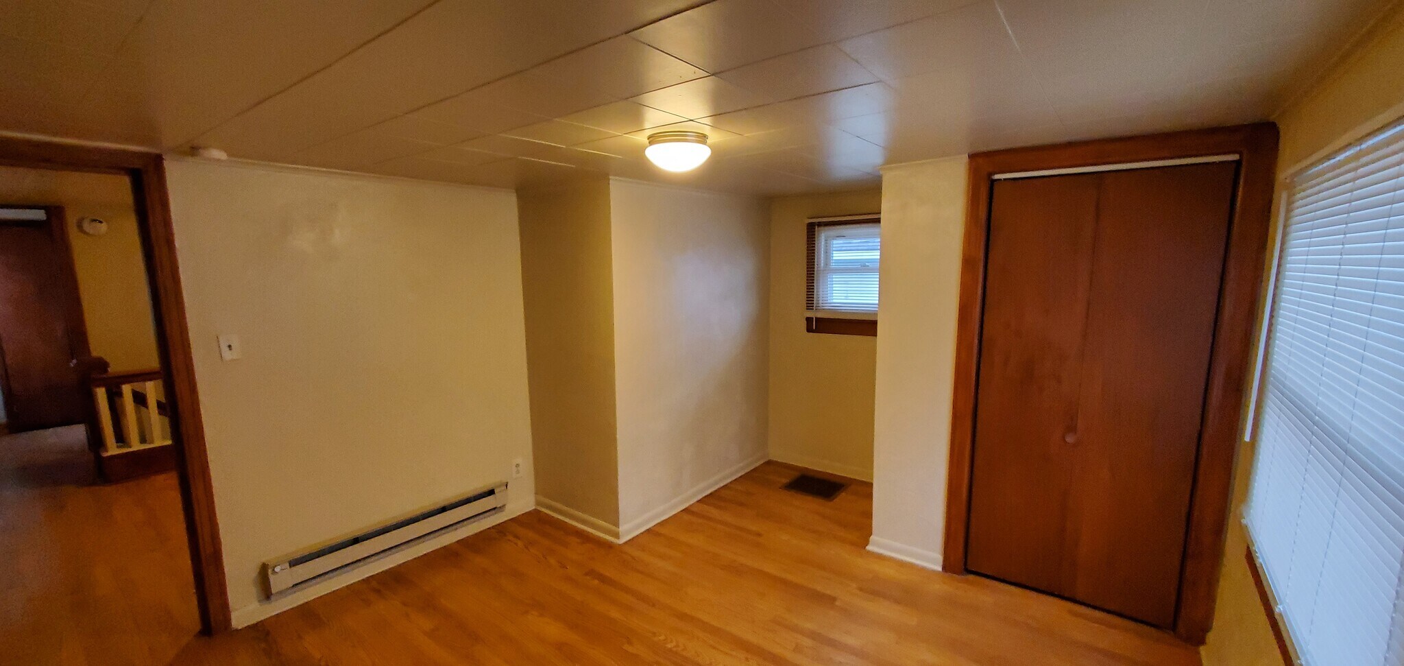 Building Photo - 410 Morton Ave