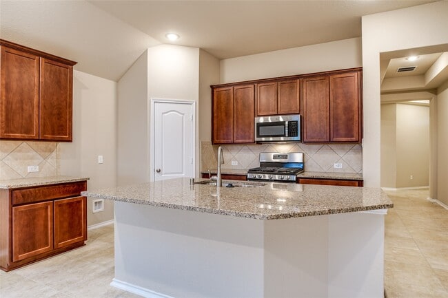 Building Photo - 20222 Rainflower Bay Ln