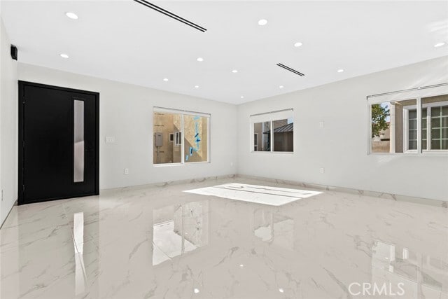 Building Photo - 545 Ivy St