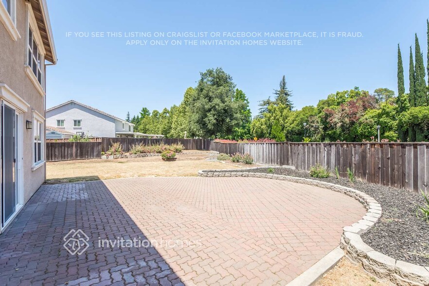 Building Photo - 112 Glenwood Cir