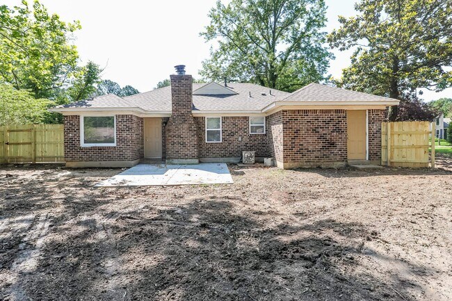 Building Photo - 6076 Elk Grove Rd