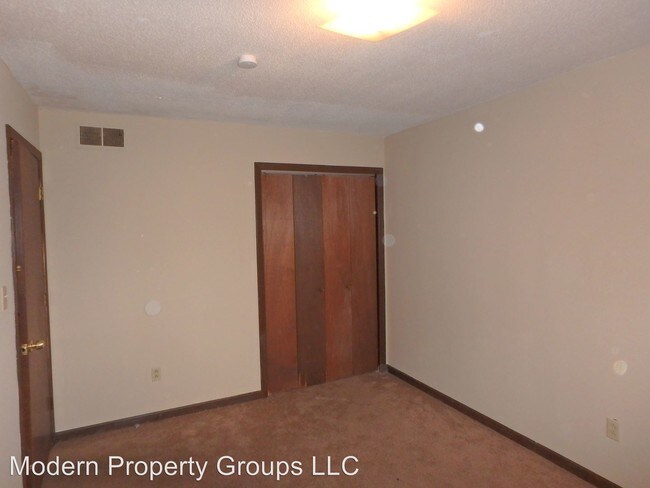 Building Photo - 2707 Quail Dr