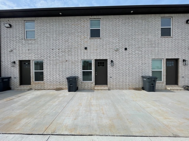 Building Photo - 2901 Stallings Ln